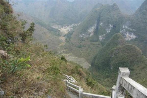 河池10大最好玩的地方，巴马长寿村和百魔洞必去，你玩过几处？